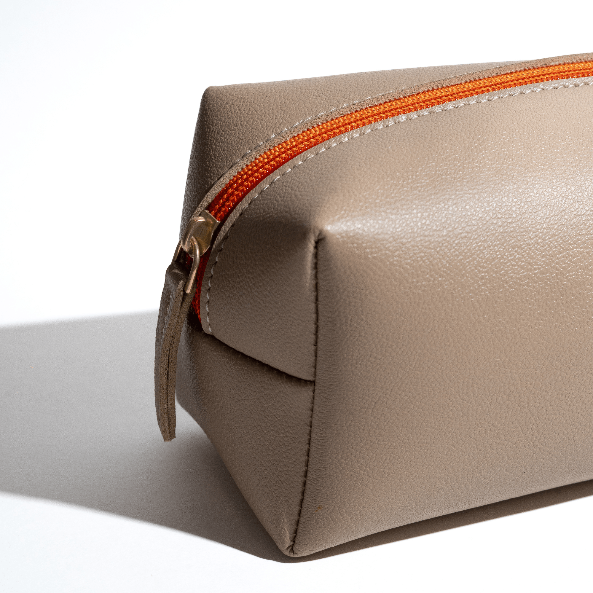 Alive + Well travel Pouch - Beige Alive & Well